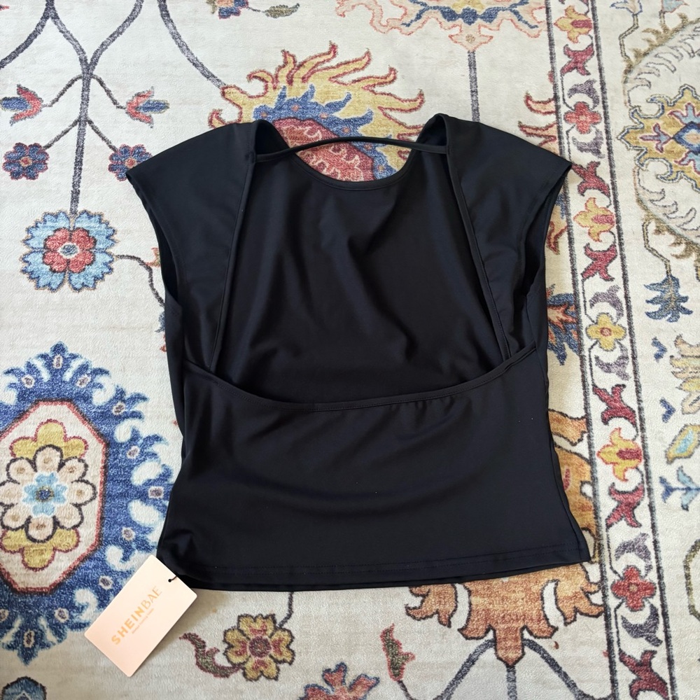 SHEIN Black High Boat Neck Backless Cropped Baby Tee NWT Large Basic - Picture 2 of 5